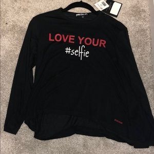 Peace Love World top